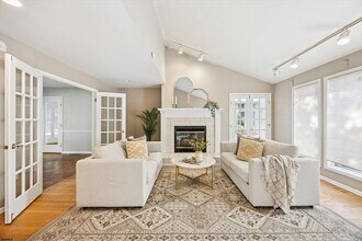 2 Woodstock in Linwood, NJ - Building Photo - Building Photo