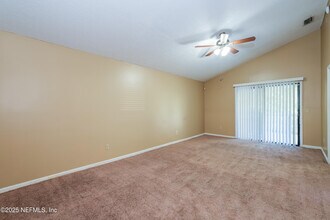 2532 Townsquare Dr in Jacksonville, FL - Building Photo - Building Photo