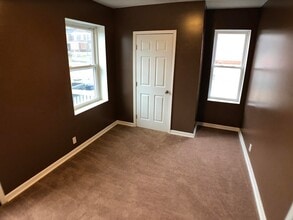 116 10th St-Unit -3 in Donora, PA - Building Photo - Building Photo