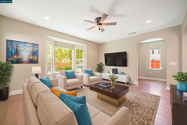 2063 Poinsettia St in San Ramon, CA - Building Photo - Building Photo
