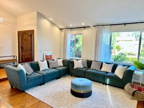 6505 Skyfarm Dr in San Jose, CA - Building Photo - Building Photo