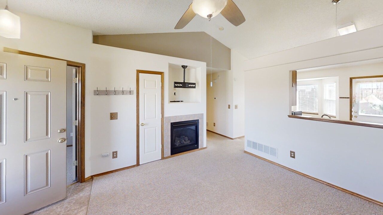 8930 Christy Ct in Colorado Springs, CO - Foto de edificio