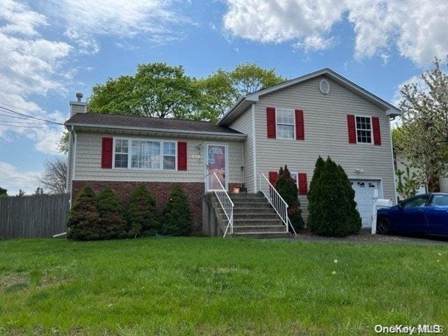 215 53rd St in Lindenhurst, NY - Building Photo - Building Photo