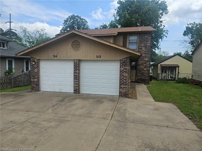 312 N Albert Pike Ave in Fort Smith, AR - Building Photo - Building Photo
