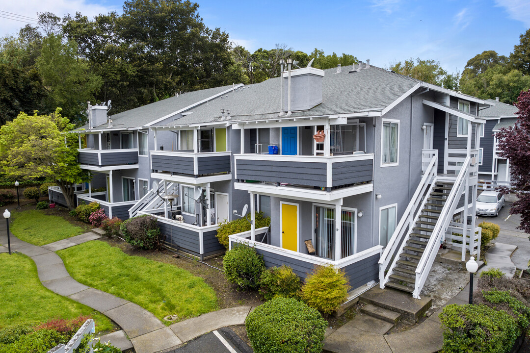 D'Avila Woods Apartments in El Sobrante, CA - Building Photo