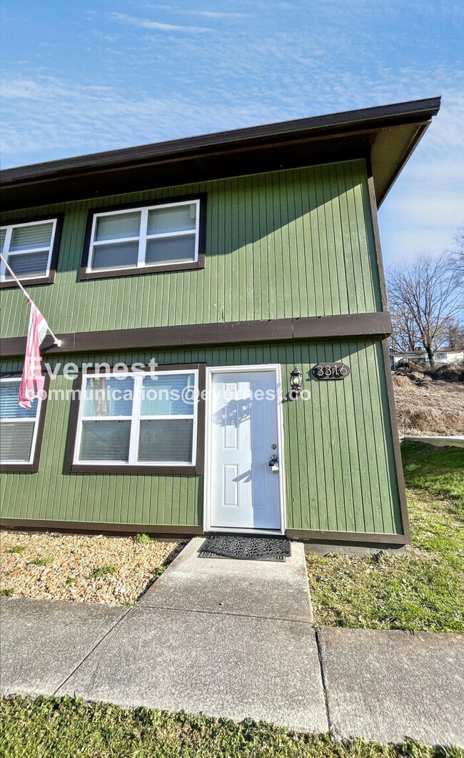 property at 3316 Roadrunner Trail