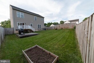 4 Yosemite Ridge Ct in Stafford, VA - Building Photo - Building Photo
