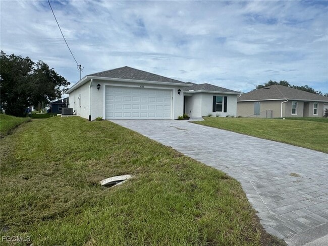 4108 12th St SW in Lehigh Acres, FL - Building Photo - Building Photo