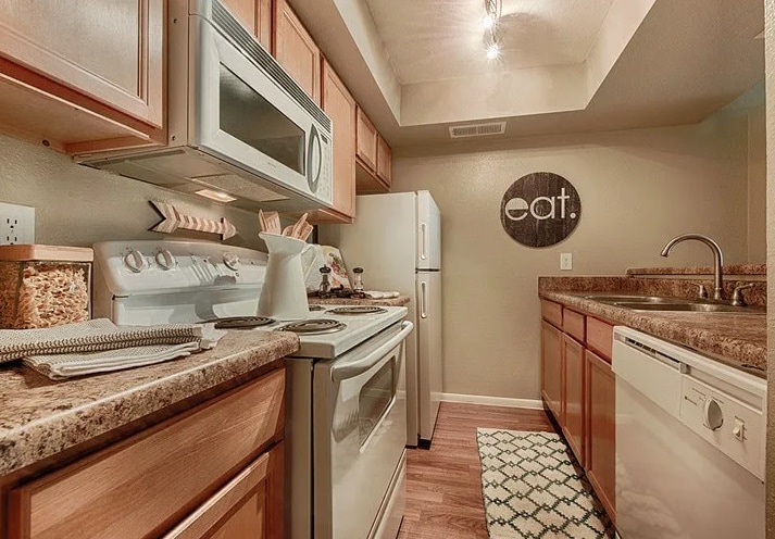 Sycamore Square Apartments in Mesa, AZ - Building Photo