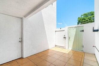 5090 Elmhurst Rd in West Palm Beach, FL - Building Photo - Building Photo