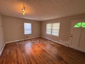 2211 1st Ave in Phenix City, AL - Building Photo - Building Photo