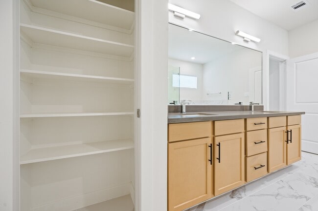 24402 Colonial Willow Dr