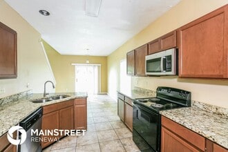 4906 Clarkson Dr in Indianapolis, IN - Building Photo - Building Photo