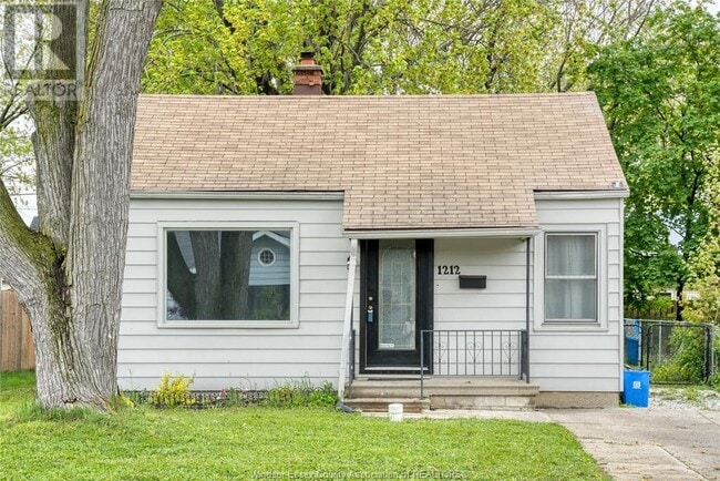 property at 1212 Elm Ave