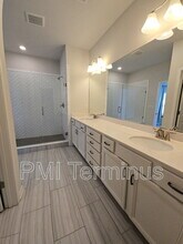 1655 Mountain Top Ln SE in Smyrna, GA - Building Photo - Building Photo