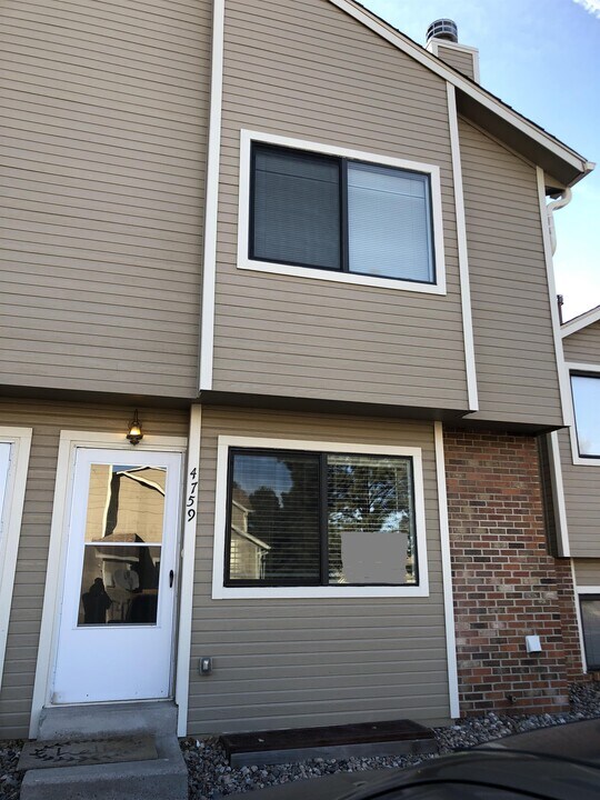 4759 Live Oak Dr in Colorado Springs, CO - Building Photo