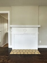 562 W 49th St in Jacksonville, FL - Foto de edificio - Building Photo