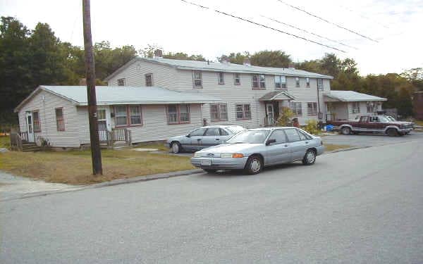 65-75 Willard St in Ayer, MA - Building Photo