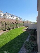 2058 Bergamot St in Redlands, CA - Foto de edificio - Building Photo