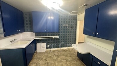 2944 McAllister St in Riverside, CA - Building Photo - Building Photo