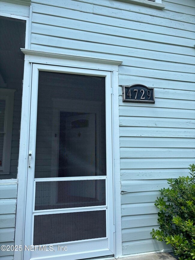 4729 French St in Jacksonville, FL - Building Photo - Building Photo