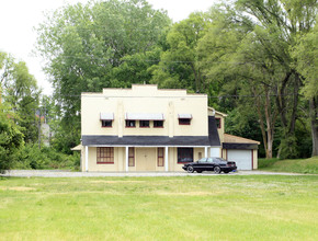 7317 Madison St in Merrillville, IN - Building Photo - Building Photo