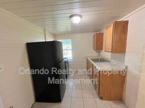 1235 1/2 W Cypress St in Orlando, FL - Building Photo - Building Photo
