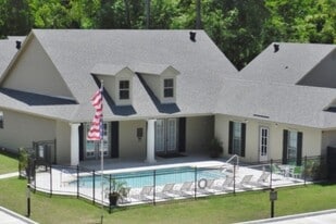 Tangi Lakes in Hammond, LA - Building Photo