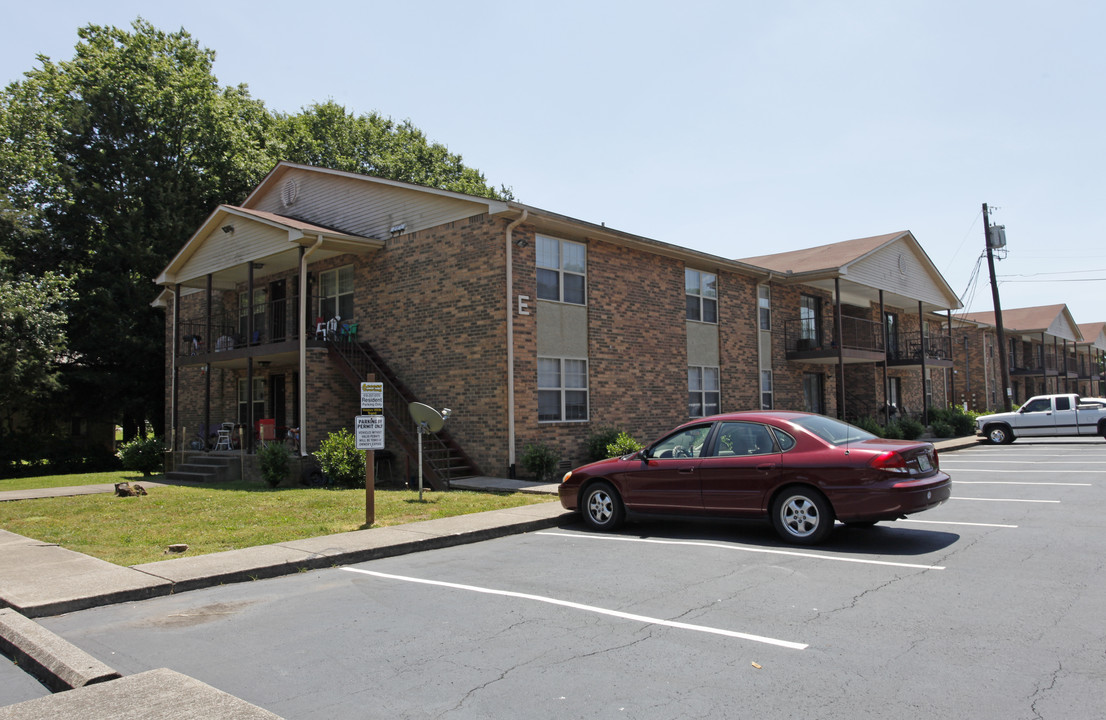 Brownstone in Murfreesboro, TN - Foto de edificio