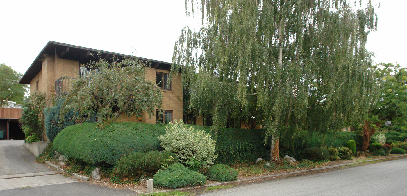 LA FONTAINE Apartments in Spokane, WA - Building Photo