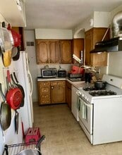 4011 Veazey St NW in Washington, DC - Building Photo - Building Photo