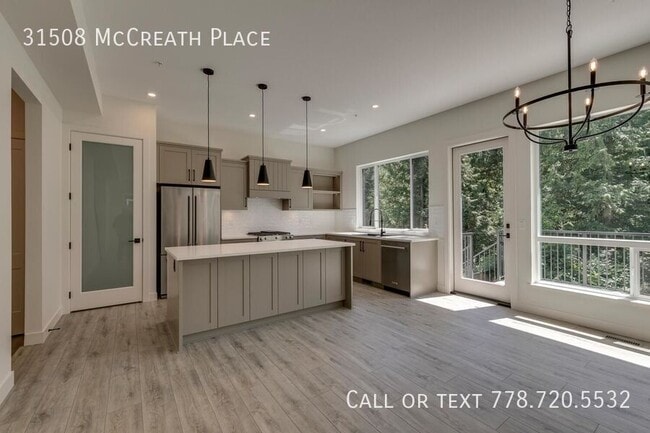 31508 McCreath Pl in Mission, BC - Building Photo - Building Photo