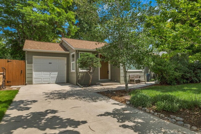 property at 3032 S Corona St