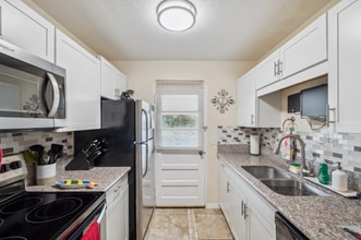 2 N Fernwood Ave in Clearwater, FL - Building Photo - Building Photo
