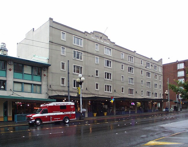 Market House in Seattle, WA - Building Photo - Building Photo