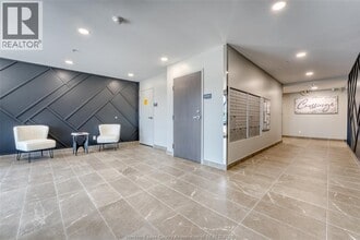 4578 Huron Church Line Rd in Lasalle, ON - Building Photo - Building Photo