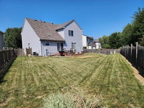 80 Kenilworth Ct in Romeoville, IL - Building Photo - Building Photo