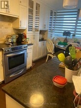 3590 Kaneff Crescent in Mississauga, ON - Building Photo - Building Photo