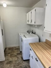 3122 Commander Dr in Louisville, KY - Building Photo - Building Photo