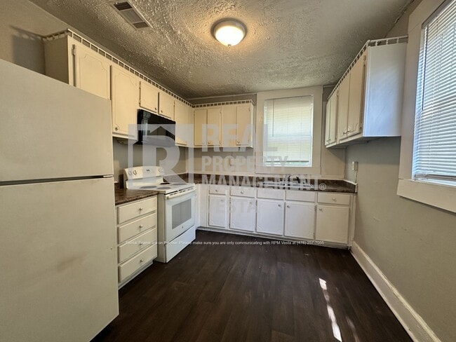 1596 Burton Ave in Macon, GA - Building Photo - Building Photo