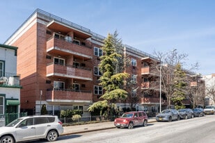 9718 Fort Hamilton Pky in Brooklyn, NY - Building Photo