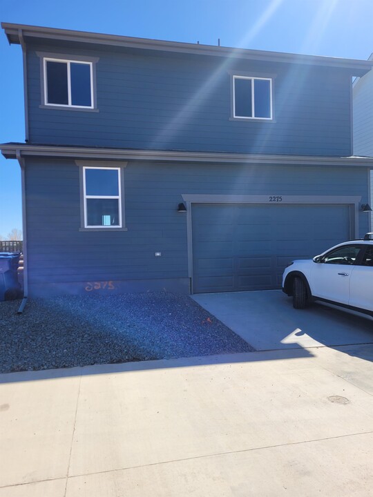 2275 Arborwood Ln in Fort Collins, CO - Foto de edificio