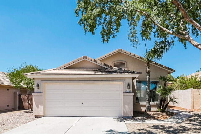 property at 5752 E Garnet Ave