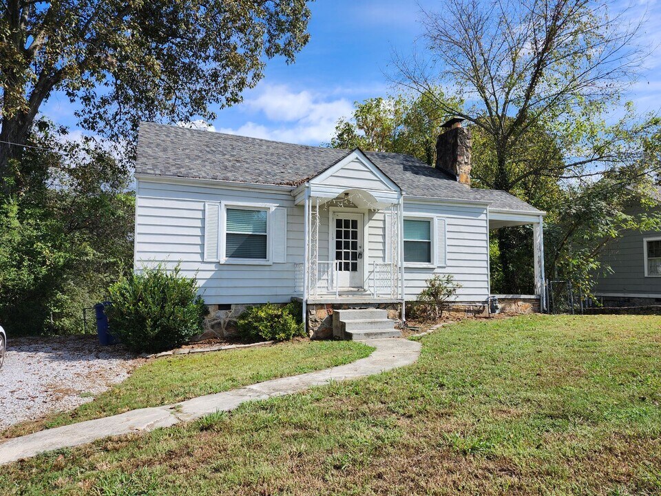 112 Alden Ave in Chattanooga, TN - Building Photo