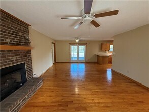 250 Perry Woolbright Rd in Townville, SC - Building Photo - Building Photo