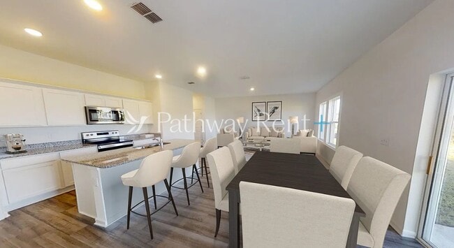 1074 Large Poppy Dr in La Vergne, TN - Building Photo - Building Photo