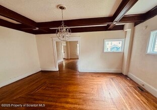 517 Delaware Ave in Olyphant, PA - Building Photo - Building Photo