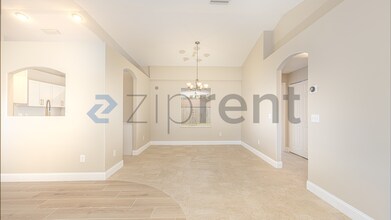 1404 Edgewater Rd in Daytona Beach, FL - Building Photo - Building Photo