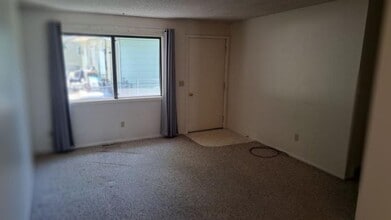 3310 Winchell Ln in Billings, MT - Foto de edificio - Building Photo