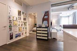 3409 Wilson Blvd, Unit 803 in Arlington, VA - Building Photo - Building Photo